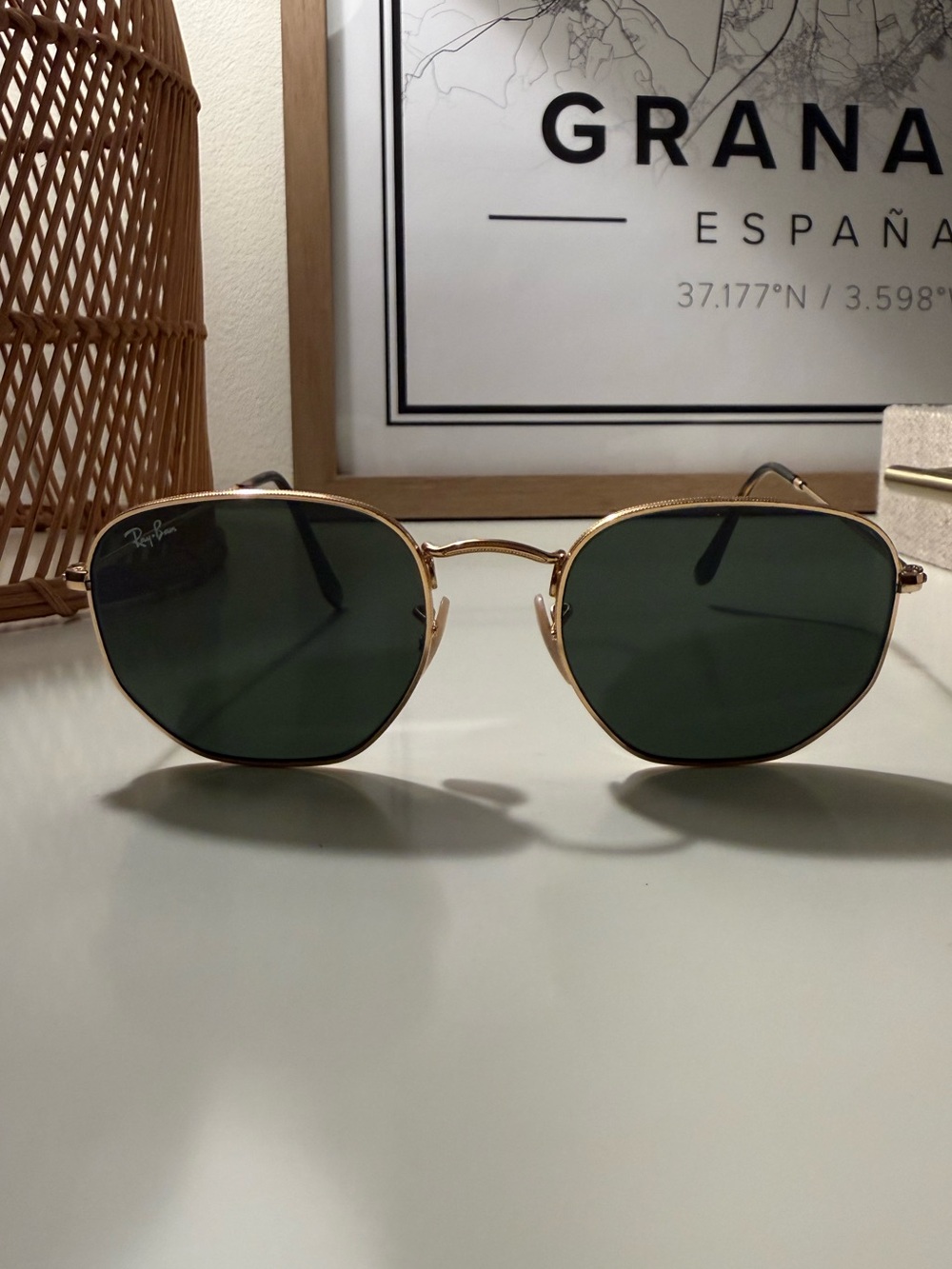 Ray-Ban Hexagonal Flat Lenses Sunglasses - Picture 2 of 6